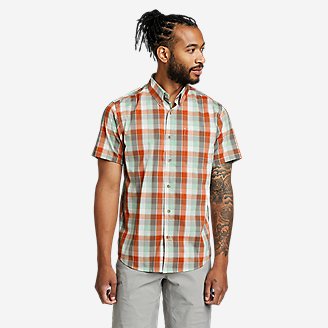 Men's Short-Sleeve Voyager Flex Shirt in Green