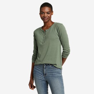 Women's Favorite Snap Henley Long-Sleeve T-Shirt in Green