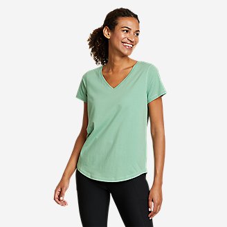 Women's Tempo Light V-Neck T-Shirt in Green