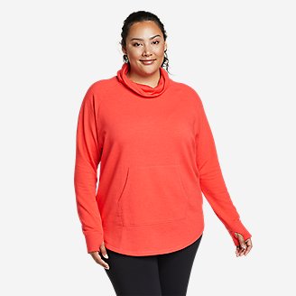 Women's Motion Cozy Camp Long-Sleeve Mock Neck in Red