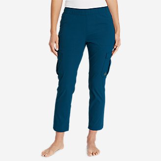 Women's Guide Ripstop Cargo Ankle Pants in Blue