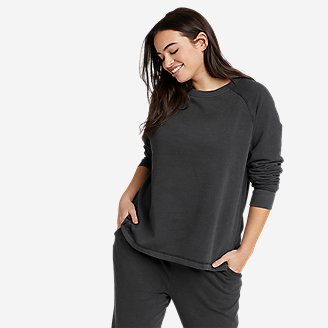 Women's Motion Cozy Camp Garment-Dyed Crew in Gray