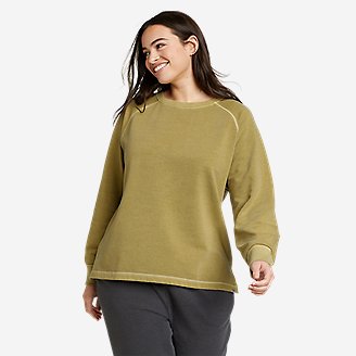 Women's Motion Cozy Camp Garment-Dyed Crew in Yellow
