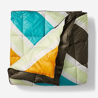 Packable Synthetic Outdoor Blanket 50' x 70' in Brown
