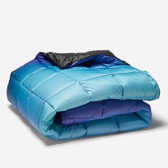 Packable Synthetic Outdoor Blanket 50' x 70' in Blue
