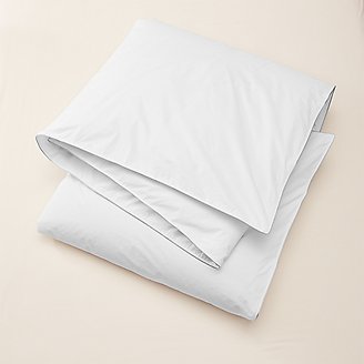 FreeCool Comforter Protector in White