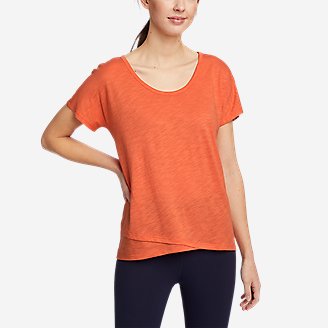 Women's  Concourse Lapped-Hem Short-Sleeve T-Shirt in Red