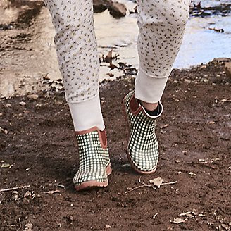 Women's The Great. + Eddie Bauer The Rain Boot in Green