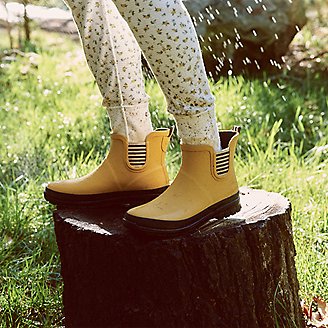 Women's The Great. + Eddie Bauer The Rain Boot in Yellow