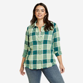 Women's Fremont Flannel Frayed Hem Shirt in Green